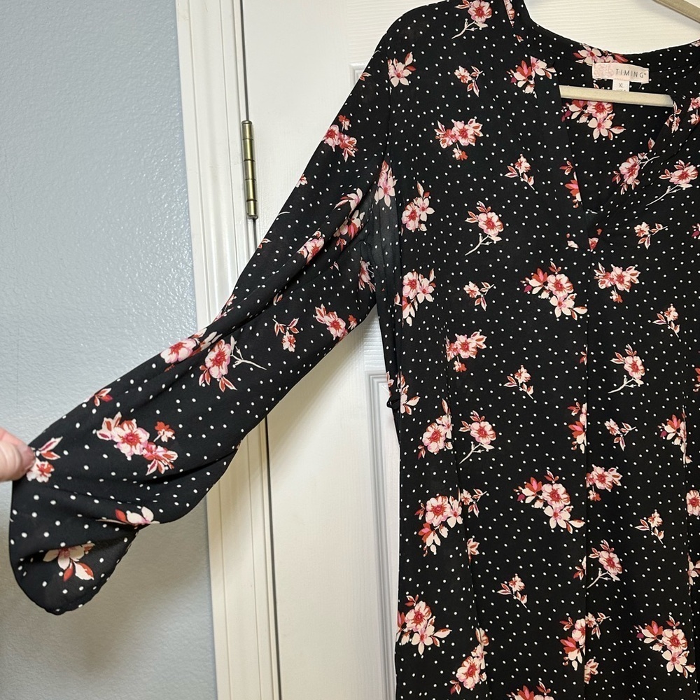 Timing Black Sheer Floral Dot Peasant Blouse - Picture 4 of 5